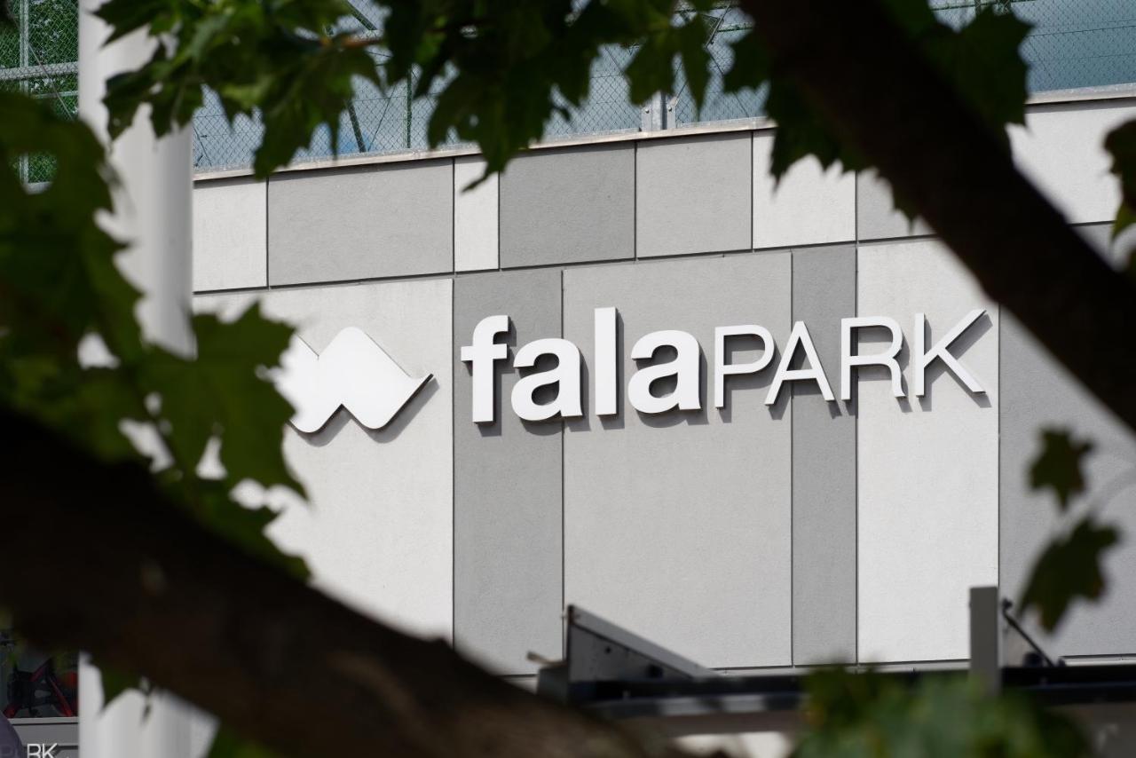Fala Park ボルシュティン エクステリア 写真